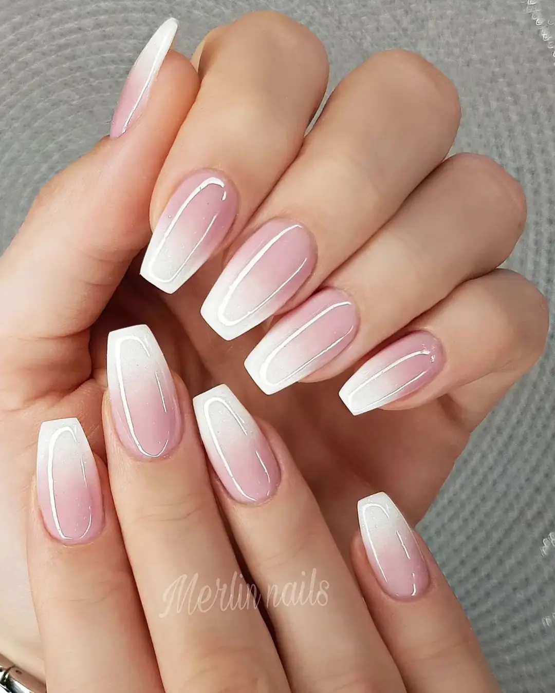 Ombre nails design